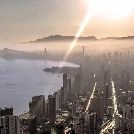 Skyline 25 Vistas Al Mar Y Montana Апартаменты Бенидорм