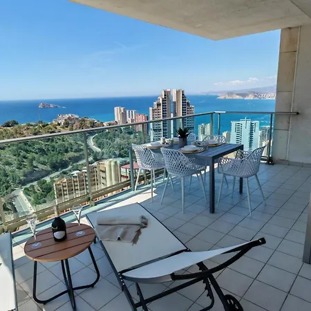Skyline 25 Vistas Al Mar Y Montana * Бенидорм